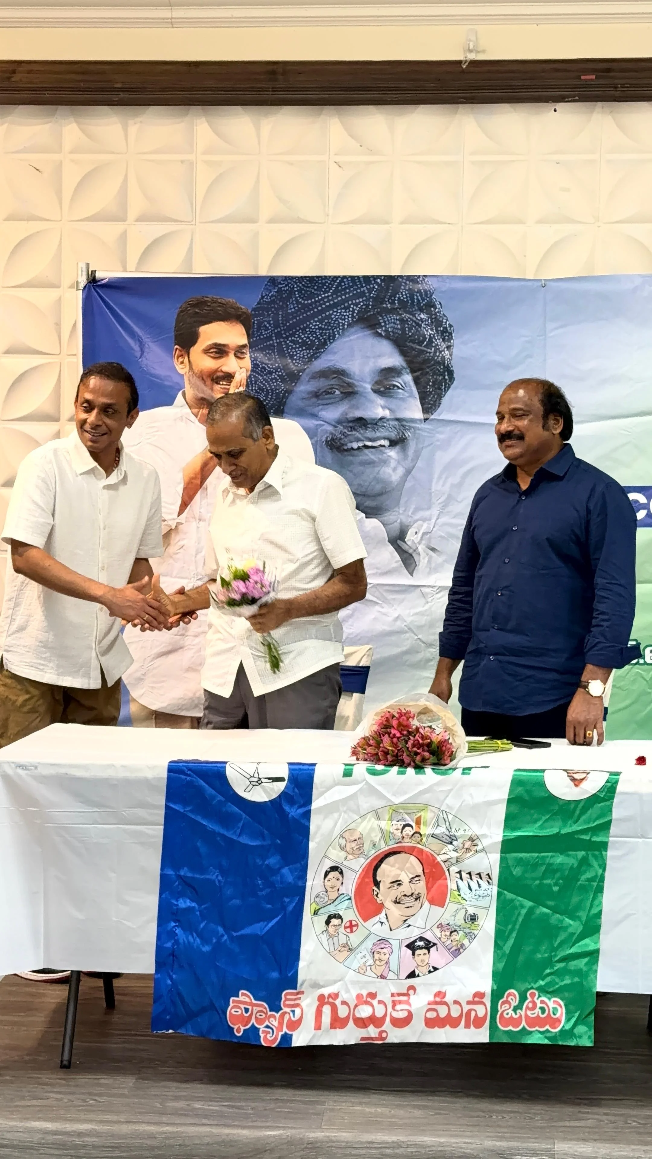 YSRCP NRI Members Host Grand “Meet & Greet with TJR Sudhakar Babu” in Frisco, Texas; Emotional Tributes Paid to Late Muni Shekhar Duvvuru (4)