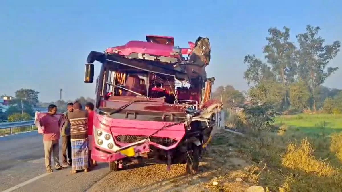 బిహార్ ఘోర రోడ్డు ప్రమాదం.. మృతుల సంఖ్య నాలుగుకు పెరుగింది