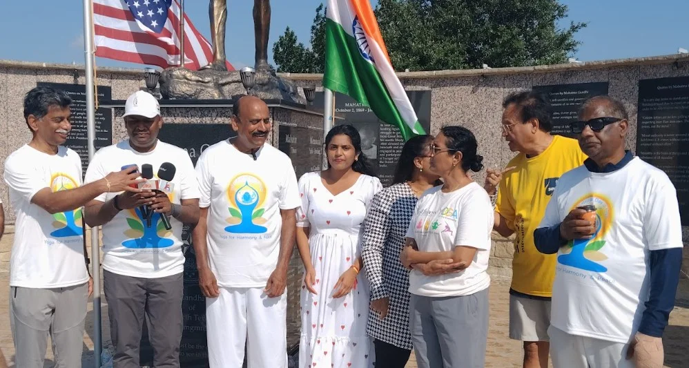 డాలస్‌లో ఘనంగా అంతర్జాతీయ యోగా దినోత్సవ వేడుకలు (2)