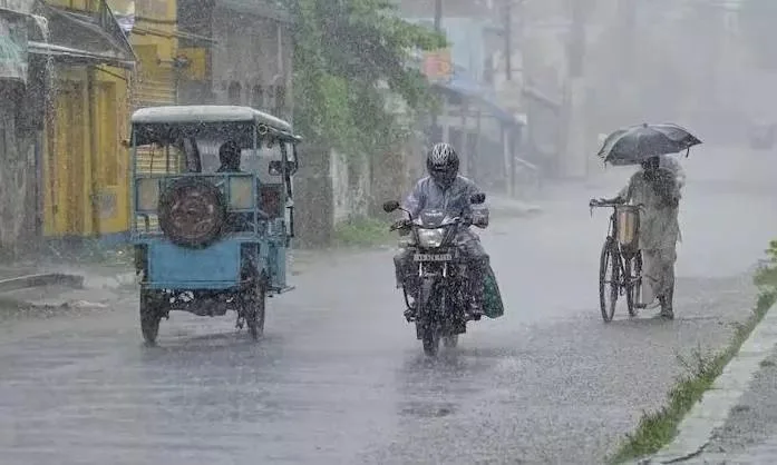 కర్ణాటకలోకి నైరుతి రుతుపవనాలు ప్రవేశం.. భారీ వర్షాలపై ఐఎండీ హెచ్చరిక