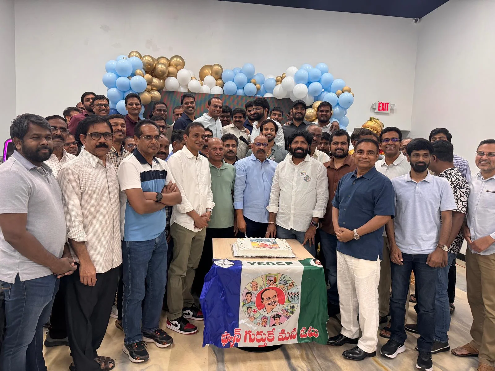 డల్లాస్లో ఘనంగా వైఎస్సార్ జయంతి వేడుకలు.. జోహార్ వైఎస్సార్ నినాదాలతో నివాళులు (6)