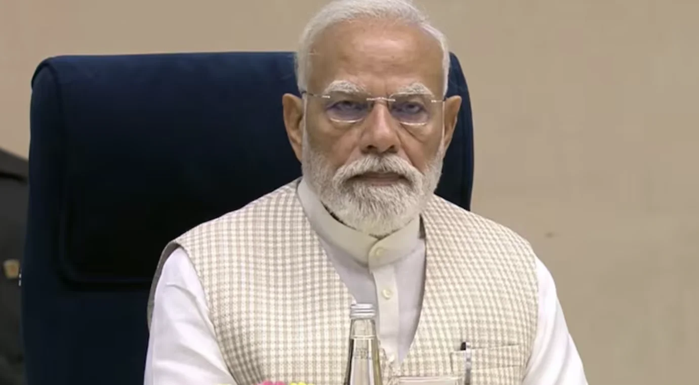 PM Modi Stresses Speed and Quality in ₹30,000-Crore Infrastructure Projects