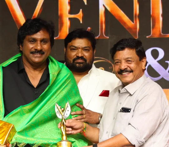 రఘు కుంచెకు ఉత్తమ సంగీత దర్శకుడి అవార్డు