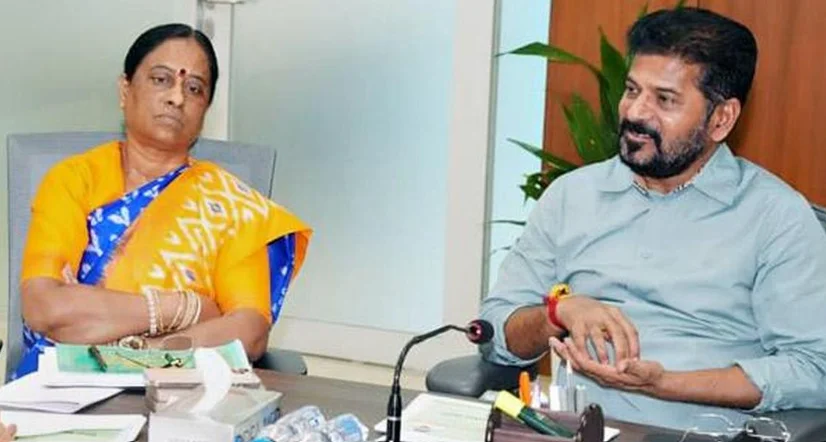 Konda Surekha Faces Cabinet Exit as Revanth Reddy Recommends Her Removal