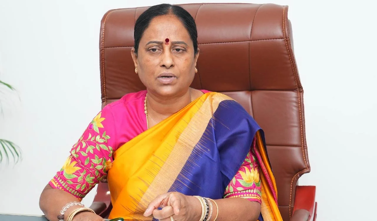 ఢిల్లీ నుంచి హైదరాబాద్కు కొండా సురేఖ.. అధిష్టానం హామీపై కీలక వ్యాఖ్యలు!