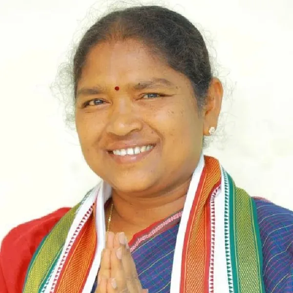 Danasari Anasuya (Seethakka)