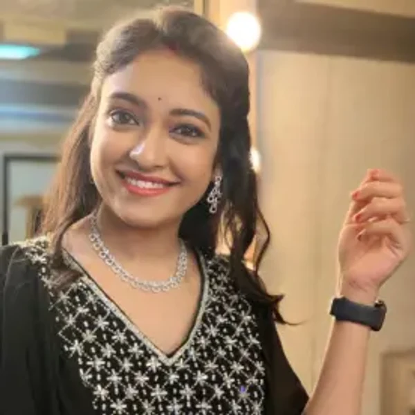 Madhira Nagavenkata Valli Gayathri